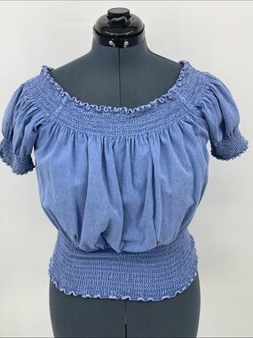 GIOCAM Smocked Off-Shoulder Peasant Top in Periwinkle Blue WOMENS SIZE M